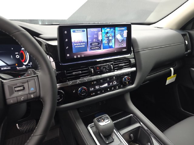 New 2026 Nissan Pathfinder SL w/ SL Premium Package FWD image 28