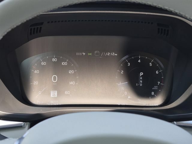 Used 2021 Volvo XC60 T5 Momentum w/ Premium Package FWD image 25