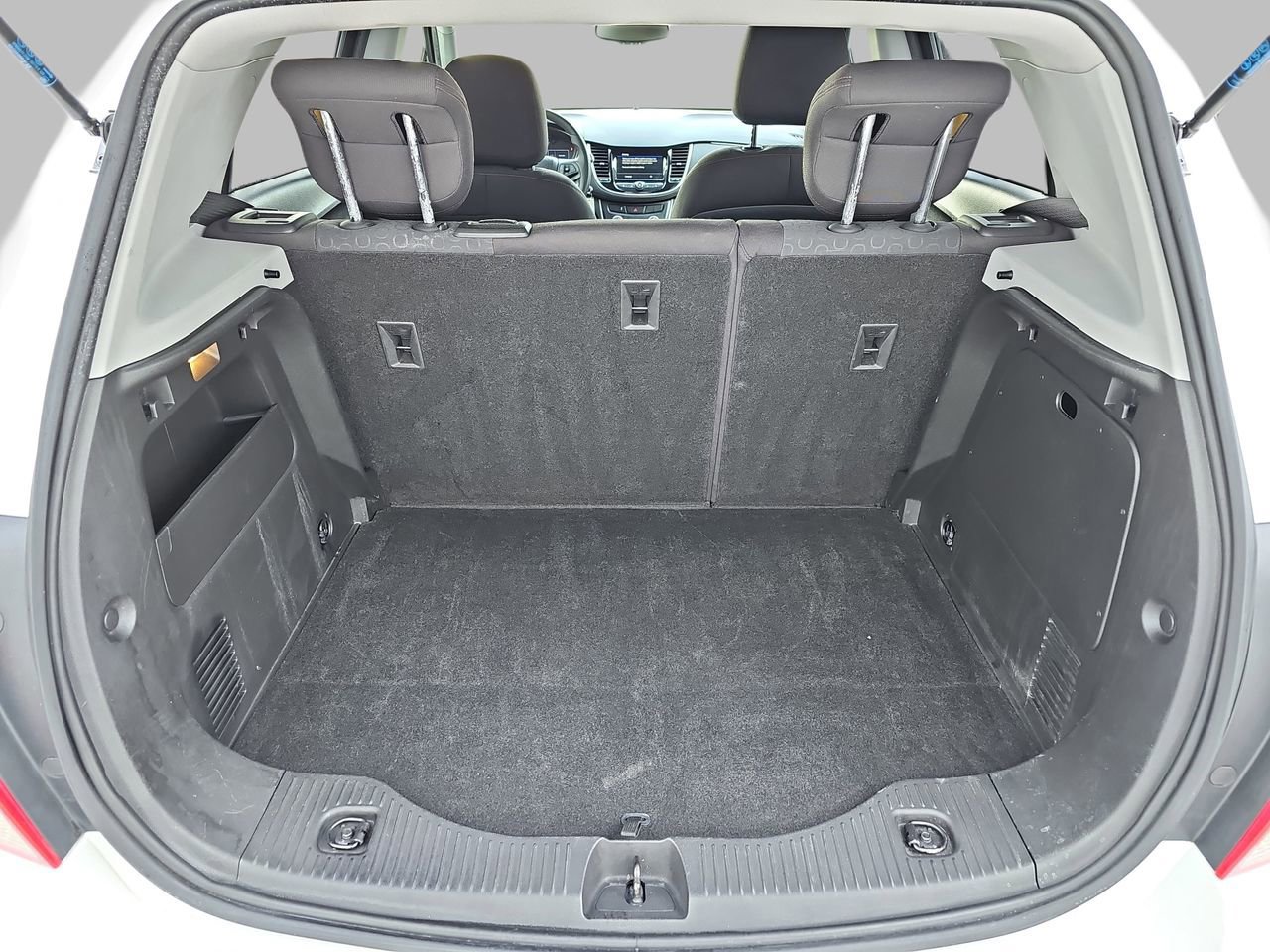 Used 2020 Chevrolet Trax LS w/ Tint and Cruise Package image 15