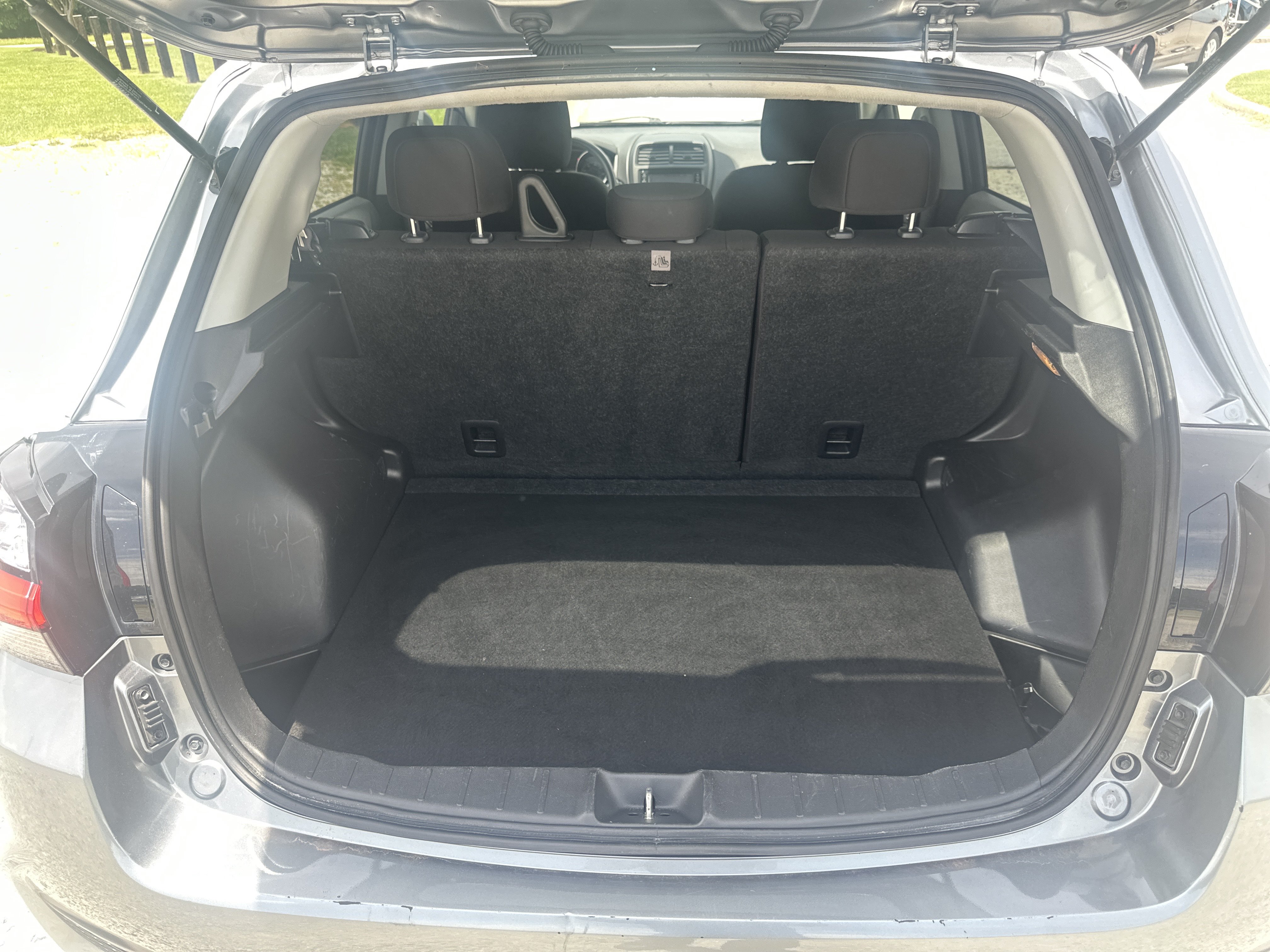 Used 2024 Mitsubishi Outlander Sport ES AWD/4WD image 18