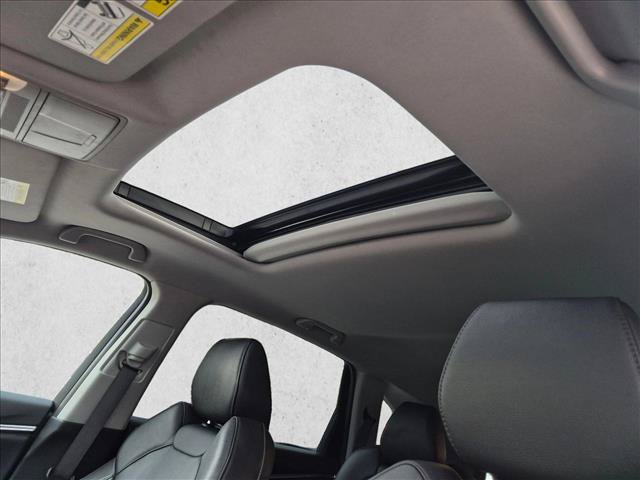 Used 2018 Acura MDX w/ Technology Package FWD image 16