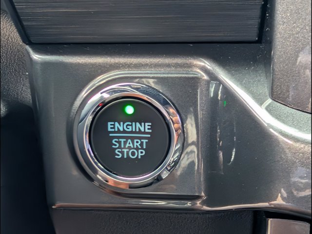 Used 2022 Ford F150 XLT w/ Equipment Group 302A High AWD/4WD image 11