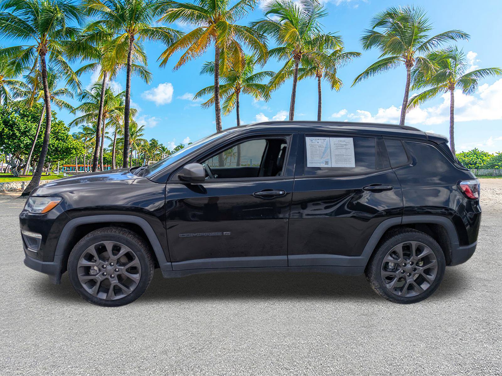 Used 2021 Jeep Compass Latitude FWD image 7