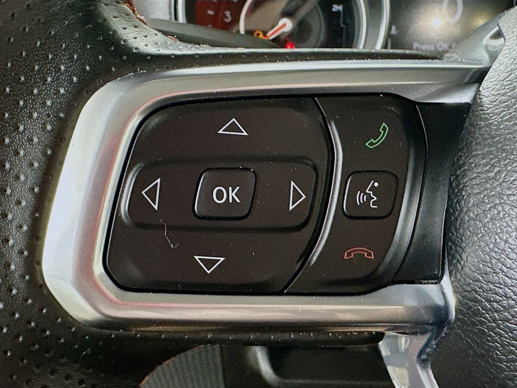 Used 2022 Jeep Gladiator Mojave w/ Dual Top Group AWD/4WD image 22