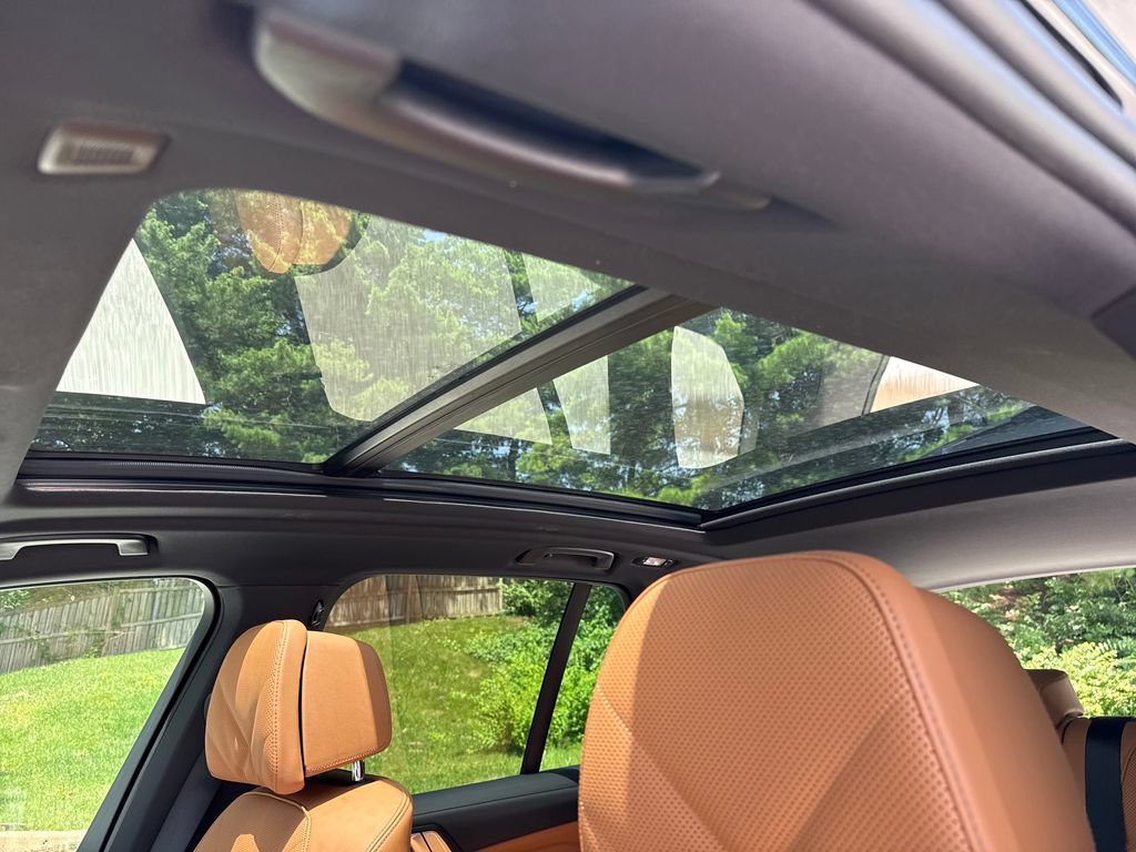 New 2026 BMW X5 xDrive40i w/ M Sport Package AWD/4WD image 19