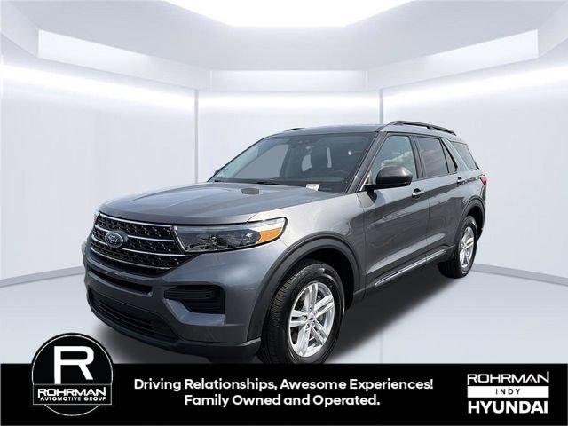 Used 2024 Ford Explorer XLT AWD/4WD image 1