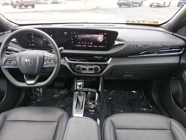 Used 2025 Buick Envista Sport Touring image 11