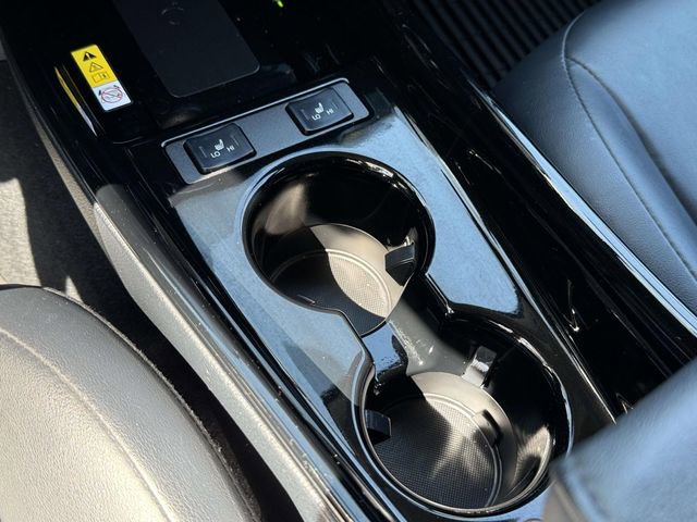 Used 2022 Toyota Prius Prime XLE image 17