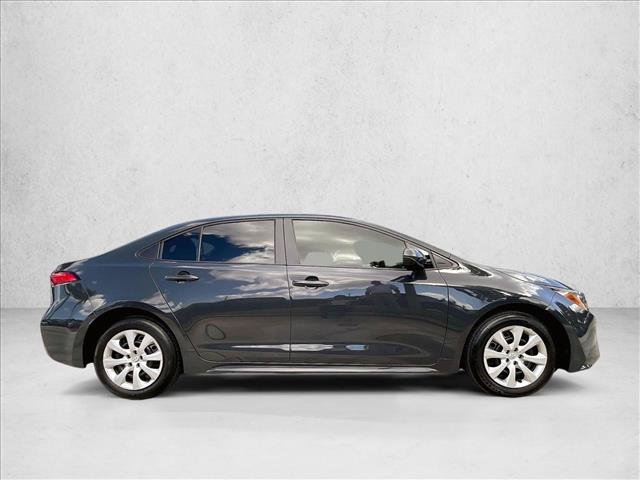 Used 2025 Toyota Corolla LE w/ Convenience Package FWD image 5