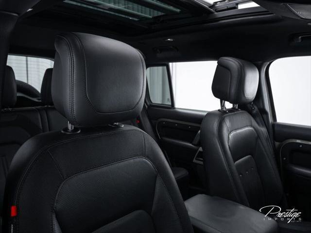 Used 2021 Land Rover Defender 110 X-Dynamic HSE AWD/4WD image 36