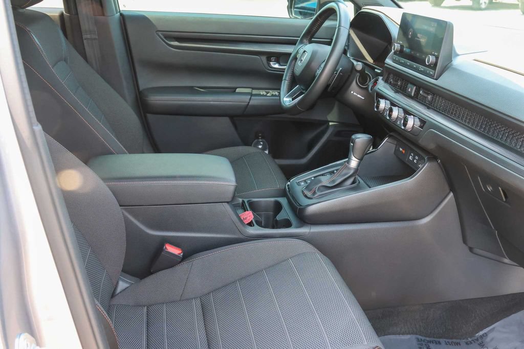 Used 2024 Honda CR-V Sport image 16