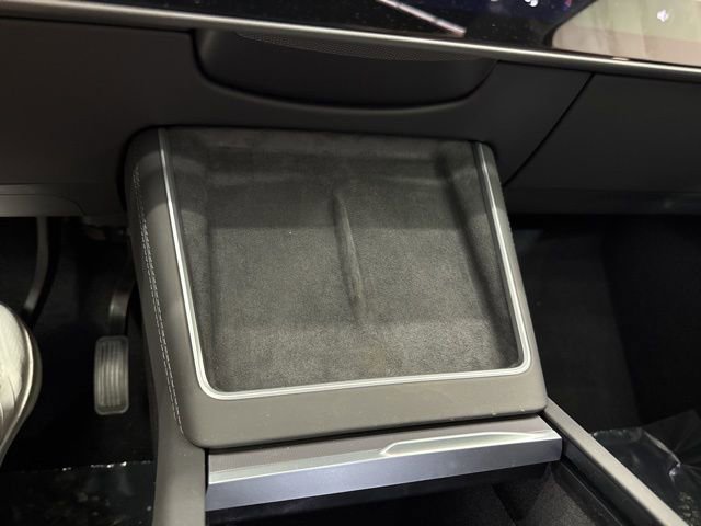 Used 2026 Tesla Model Y 2WD image 26