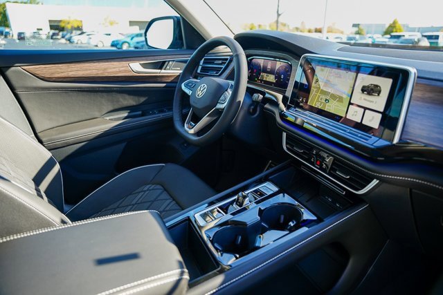 New 2026 Volkswagen Atlas SEL Premium R-Line image 39
