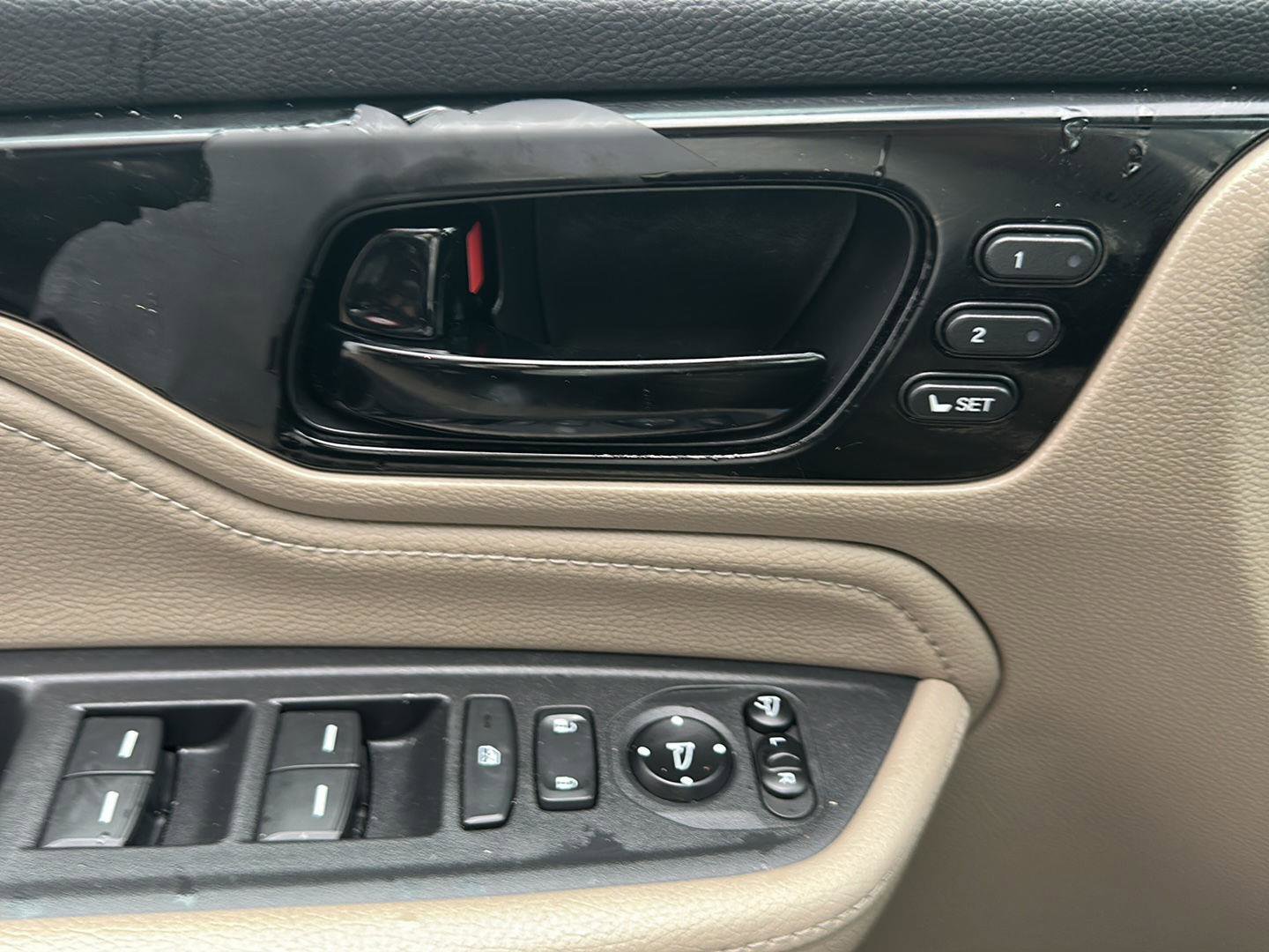 Used 2018 Honda Odyssey Elite image 10