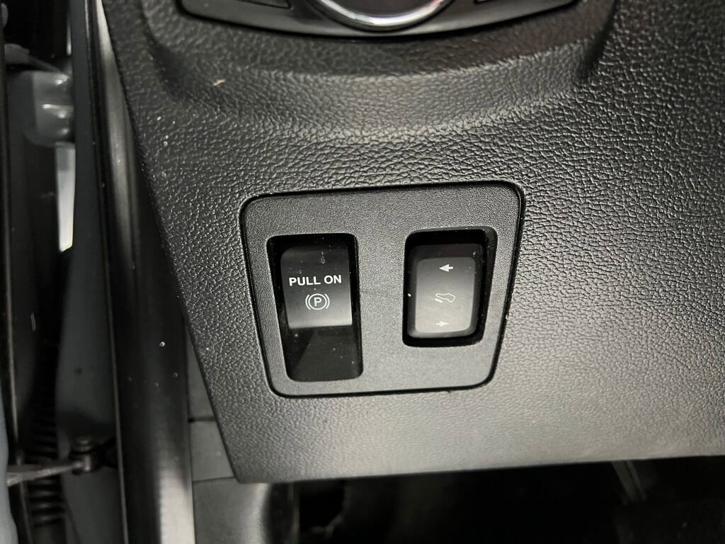 Used 2019 Ford F150 XLT w/ Equipment Group 302A Luxury image 12