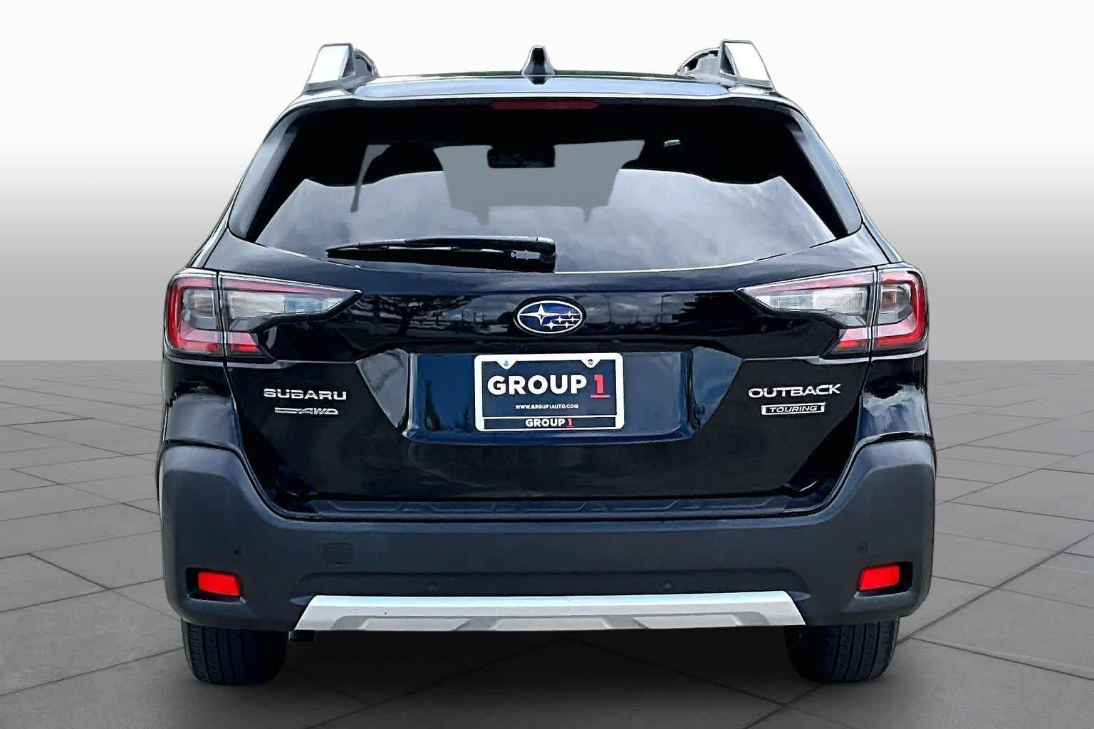 Used 2024 Subaru Outback Touring AWD/4WD image 5
