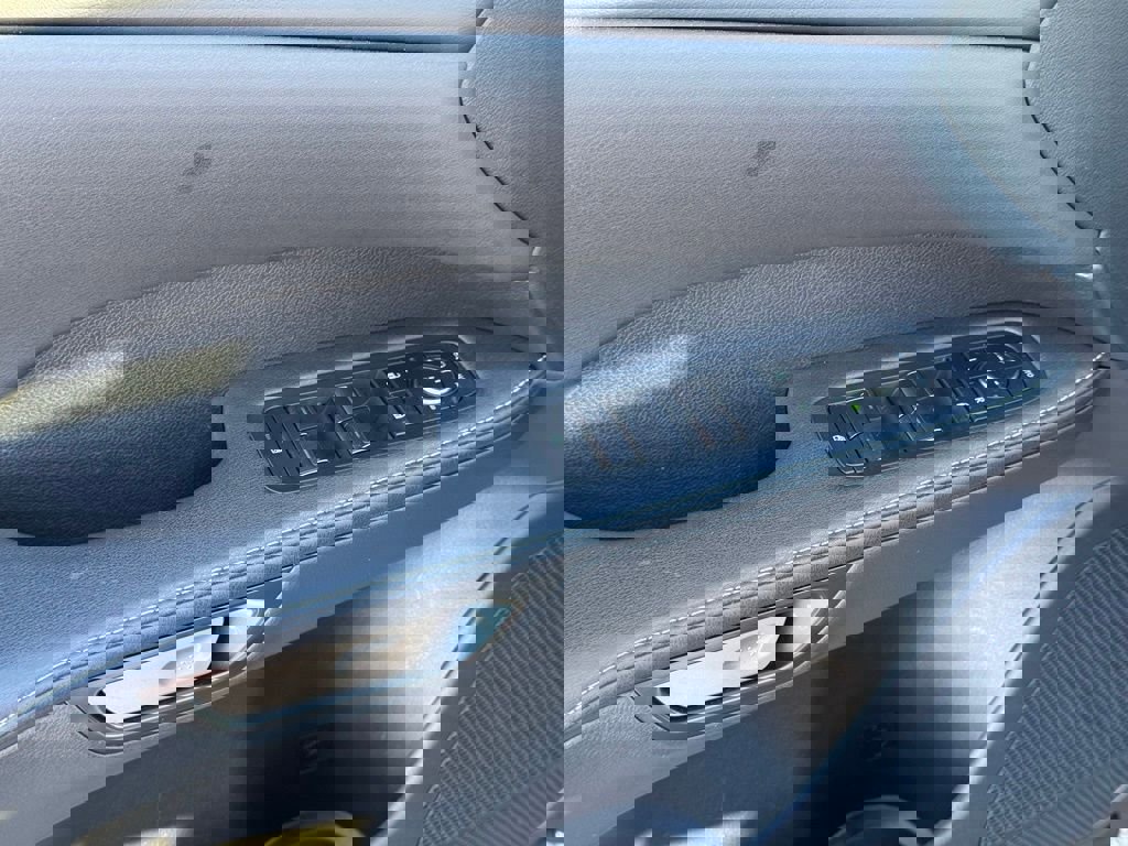 Certified 2024 Lexus RX 350 w/ Convenience Package image 24