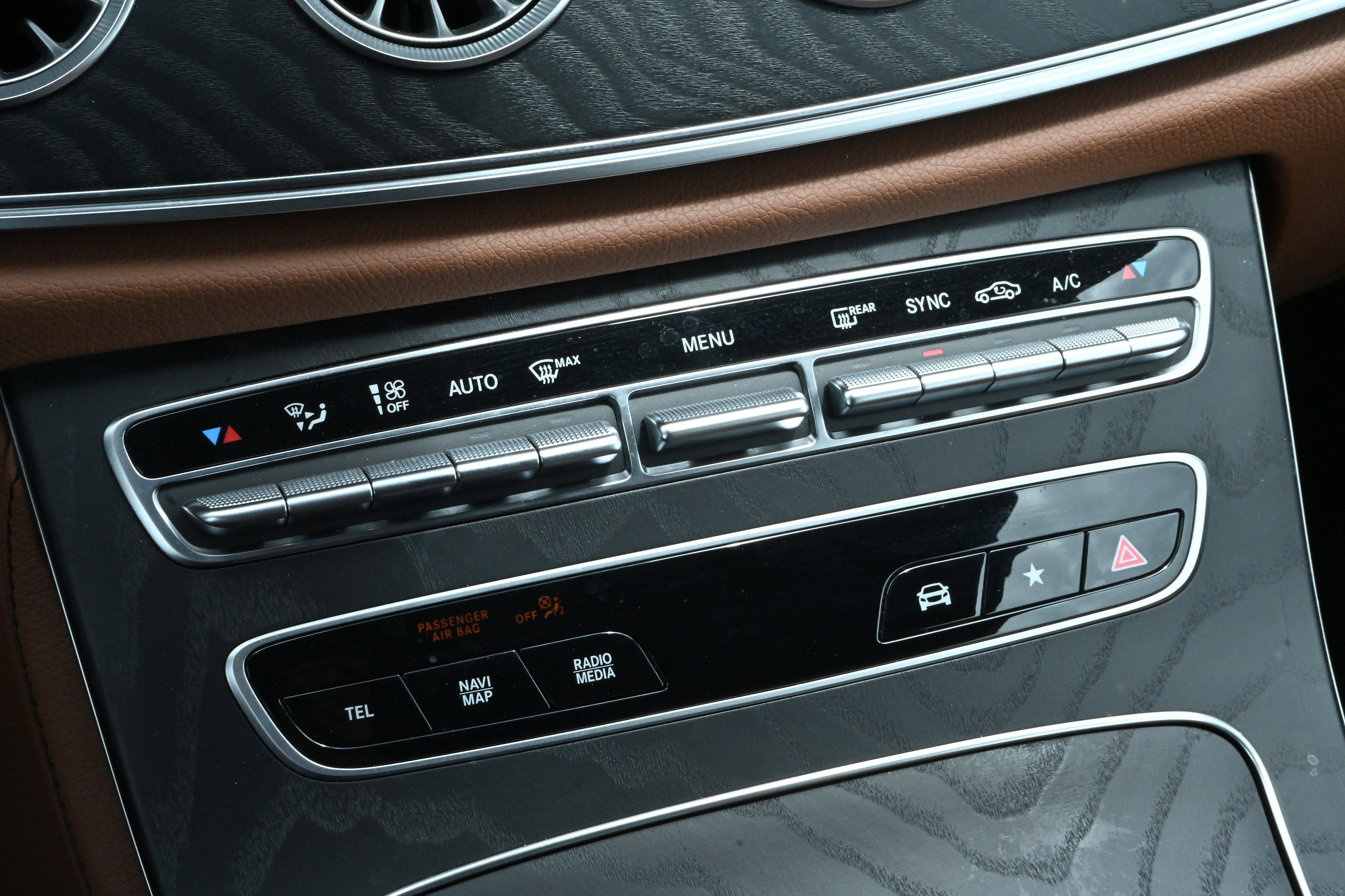 Used 2023 Mercedes-Benz E 450 Cabriolet image 21