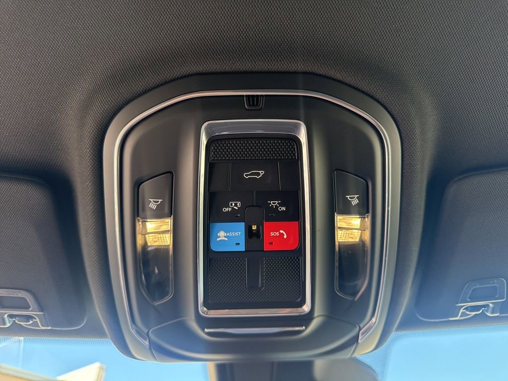 New 2025 Jeep Grand Cherokee Limited image 27