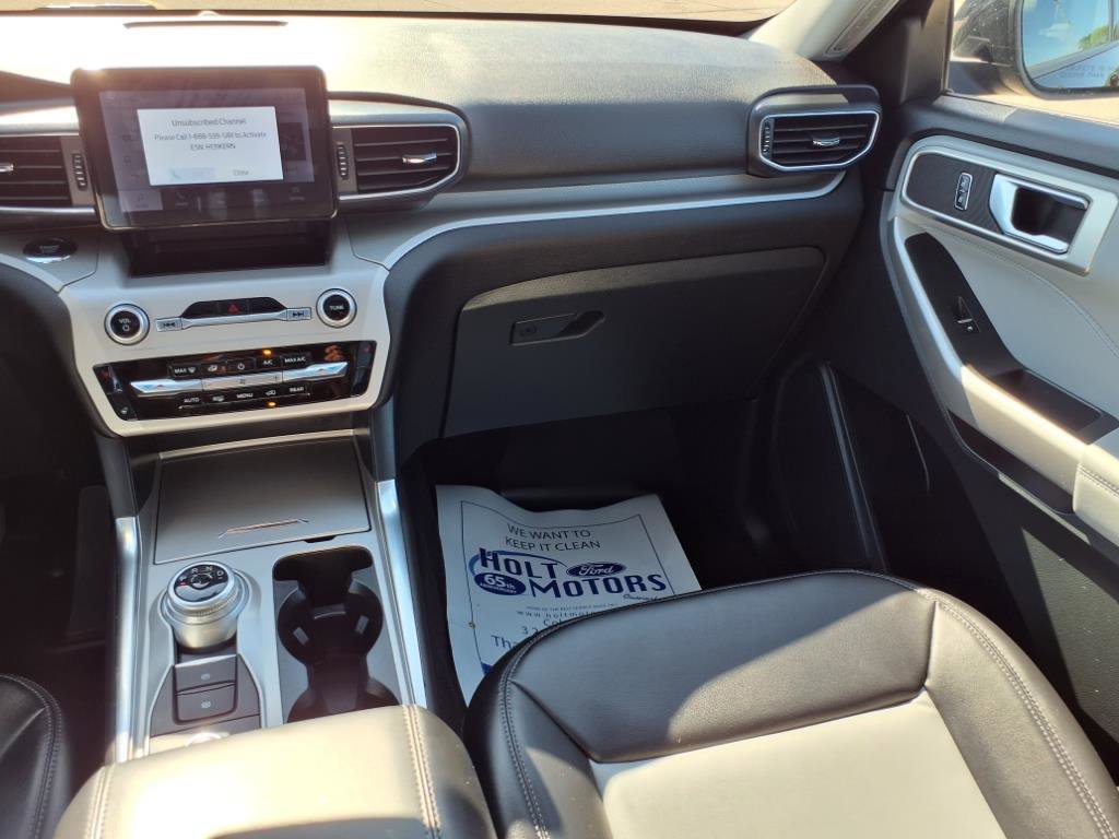 Used 2023 Ford Explorer XLT w/ Equipment Group 202A image 17