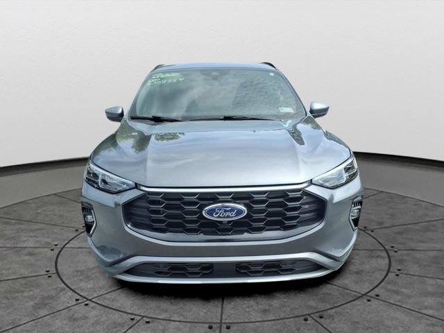 Used 2023 Ford Escape ST-Line Elite w/ Premium Technology Package AWD/4WD image 2