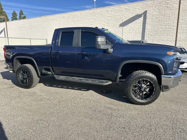 Used 2022 Chevrolet Silverado 2500 LT w/ Convenience Package image 3