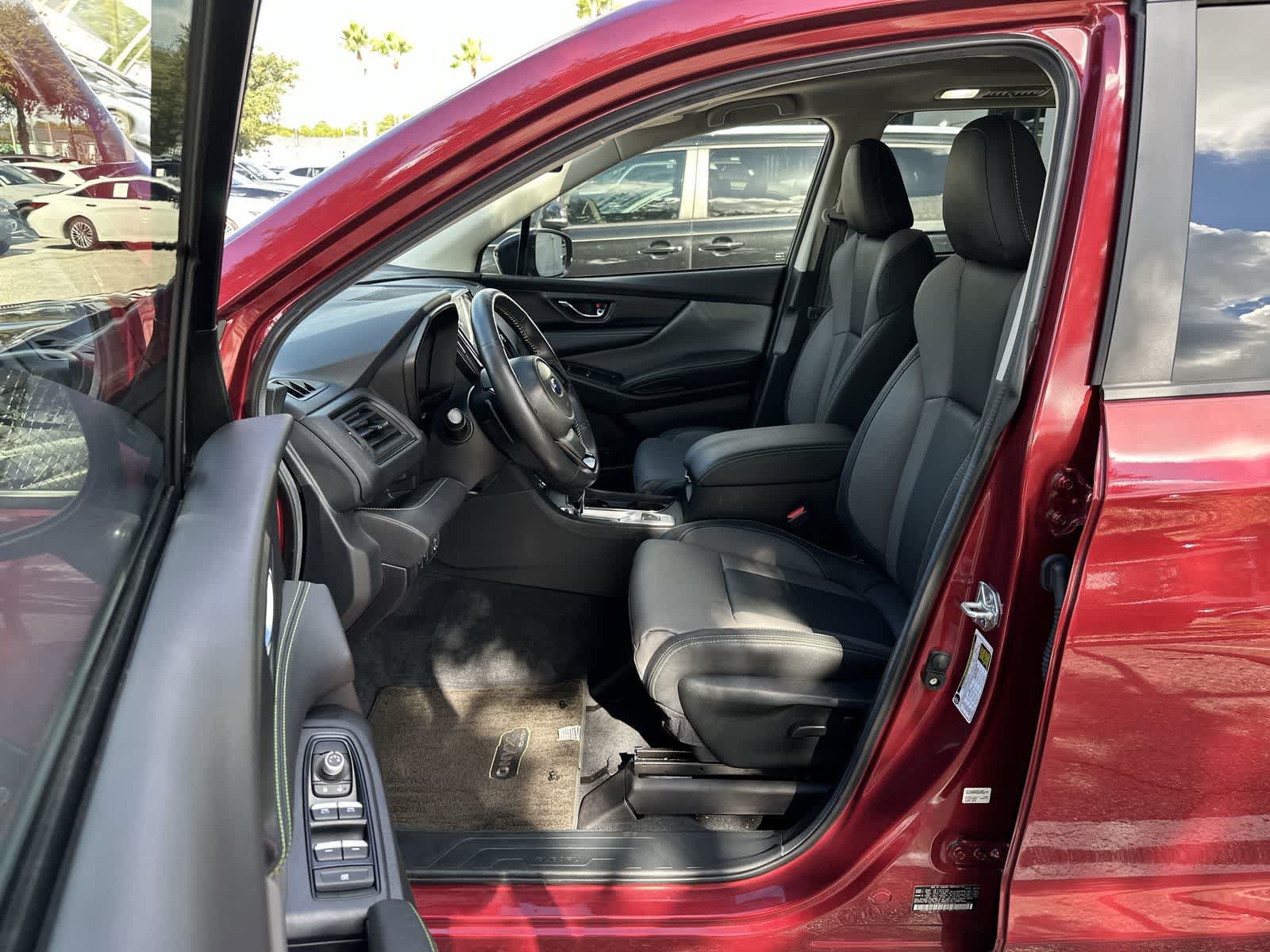 Used 2024 Subaru Ascent Onyx Edition AWD/4WD image 2