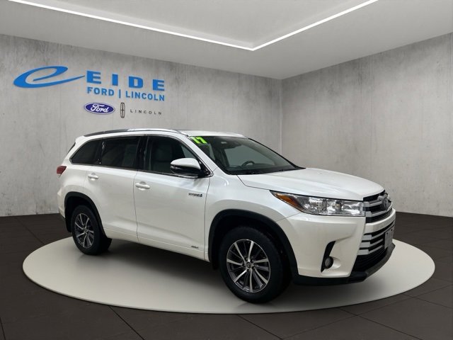 Used 2017 Toyota Highlander XLE