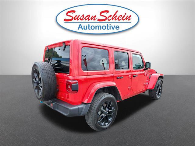 Used 2024 Jeep Wrangler Unlimited Sahara image 27