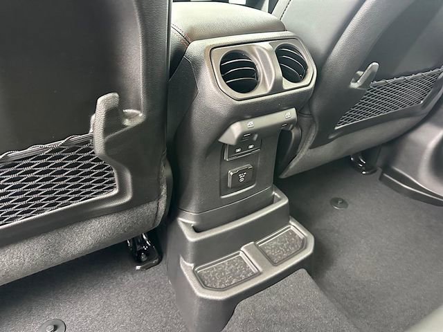 New 2026 Jeep Wrangler Unlimited Rubicon w/ Xtreme 35 Tire Package image 23