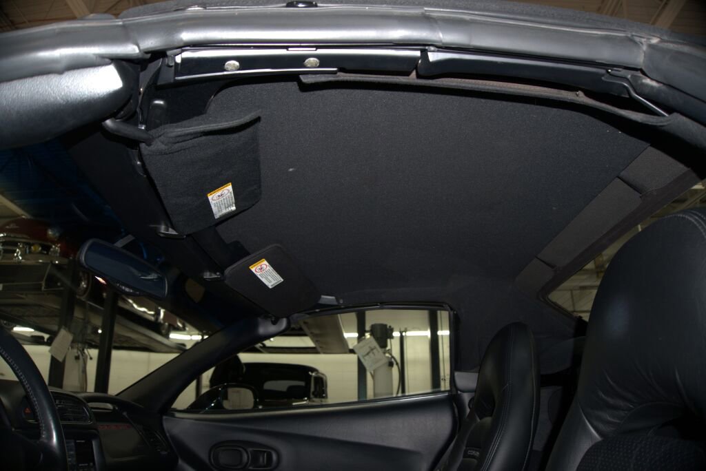 Used 2002 Chevrolet Corvette Convertible w/ Preferred Equipment Group2 image 38