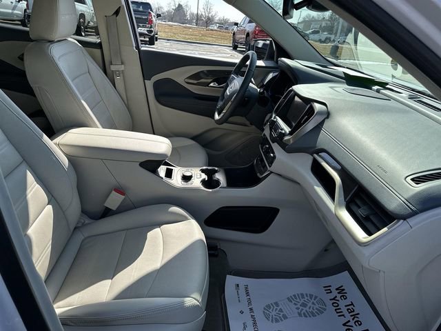 Used 2024 GMC Terrain Denali w/ Denali Premium Package image 28