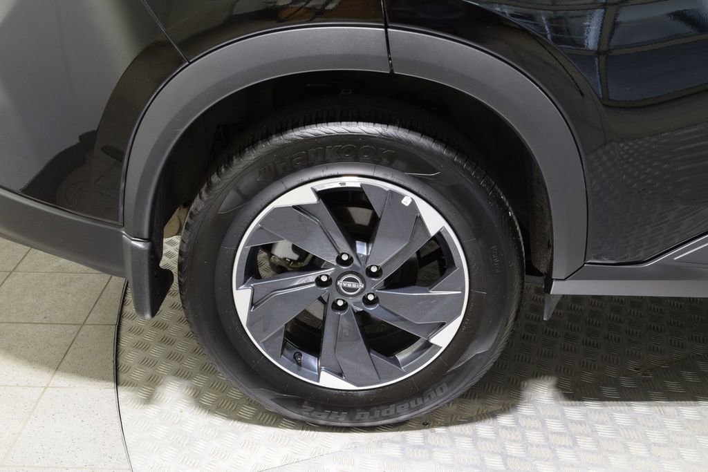 Used 2026 Nissan Rogue SV AWD/4WD image 35