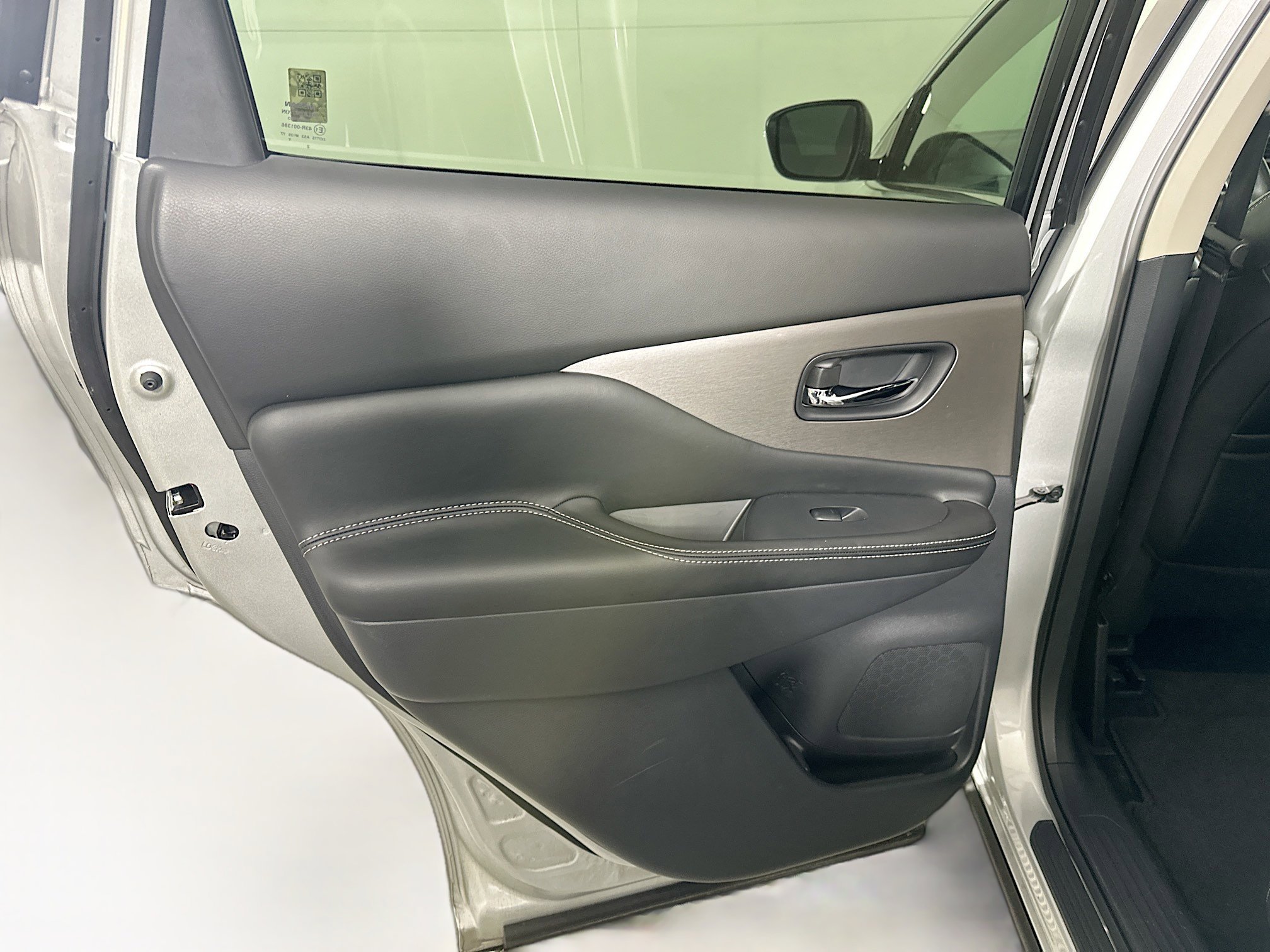 Used 2024 Nissan Murano SV image 24