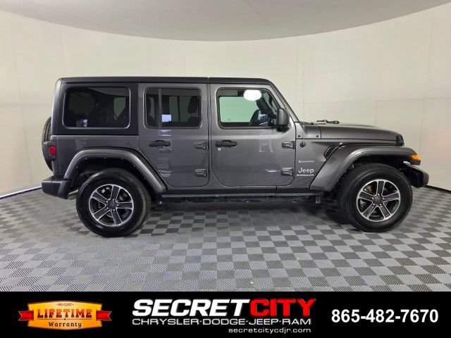 Used 2023 Jeep Wrangler Unlimited Sahara AWD/4WD image 8