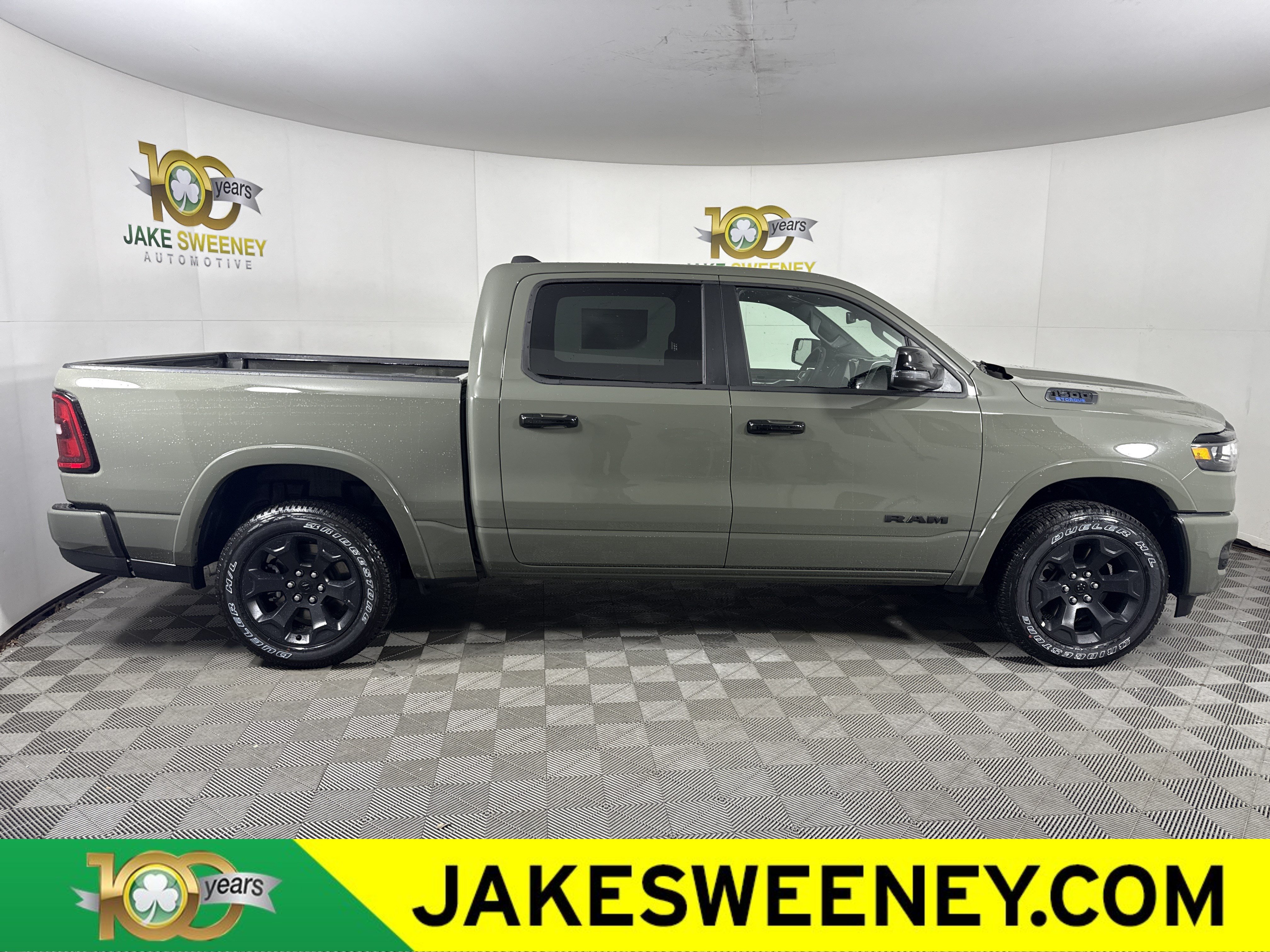 New 2026 RAM 1500 Big Horn AWD/4WD image 11