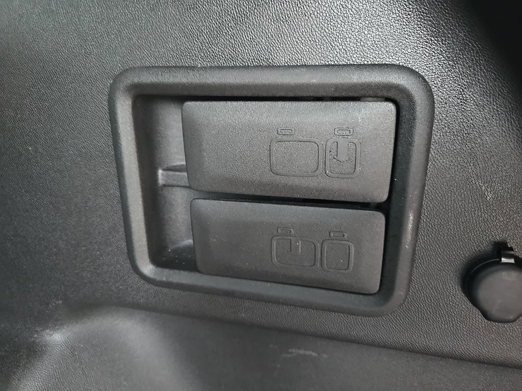 Used 2021 GMC Terrain SLT w/ LPO, Floor Liner Package image 53