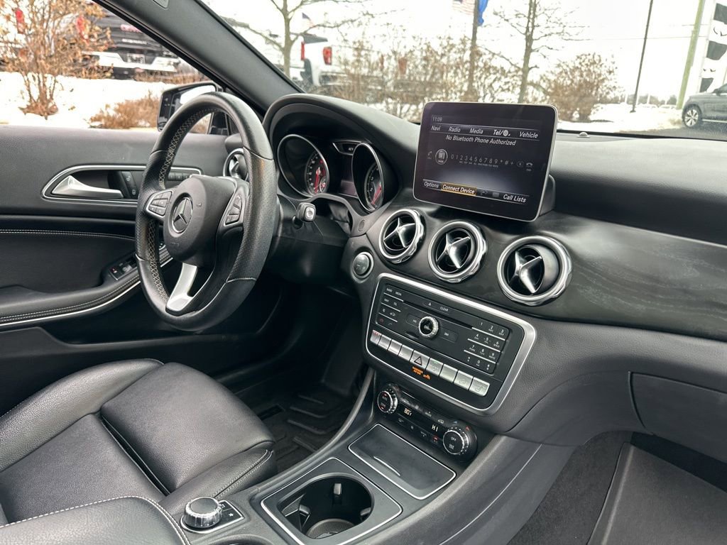 Used 2018 Mercedes-Benz GLA 250 4MATIC image 24
