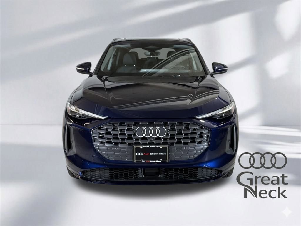 Used 2025 Audi Q5 Premium w/ Convenience Package image 21