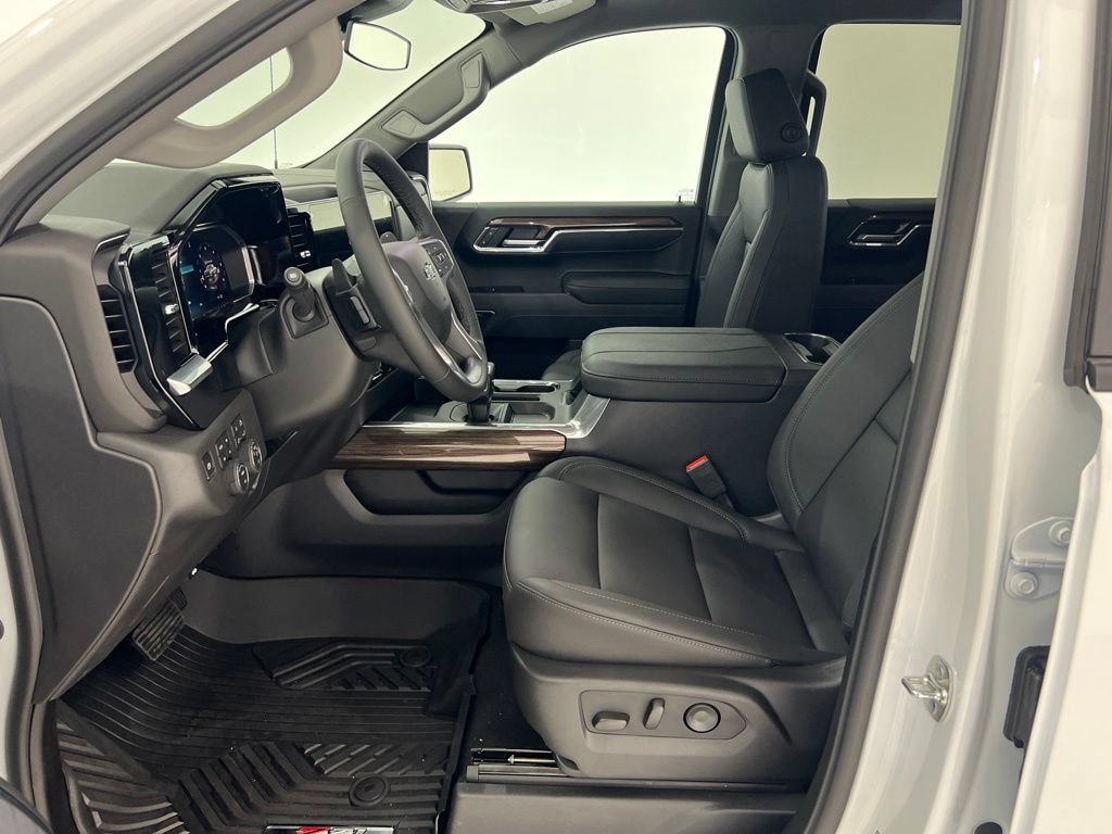 New 2026 Chevrolet Silverado 1500 LT Trail Boss w/ LT Trail Boss Premium Package AWD/4WD image 16