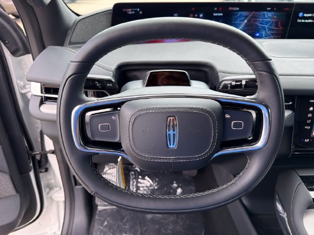 New 2027 Lincoln Navigator Reserve w/ Jet Appearance Package AWD/4WD image 25