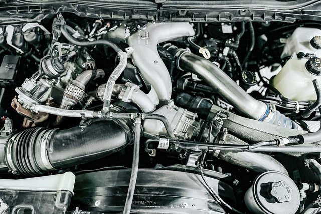 Used 2022 Ford F550 4x4 Crew Cab Super Duty w/ Power Equipment Group image 19