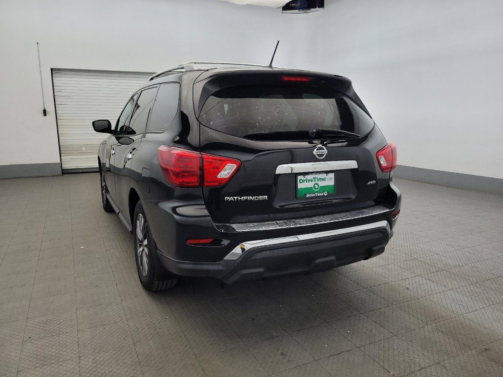 Used 2017 Nissan Pathfinder S AWD/4WD image 6