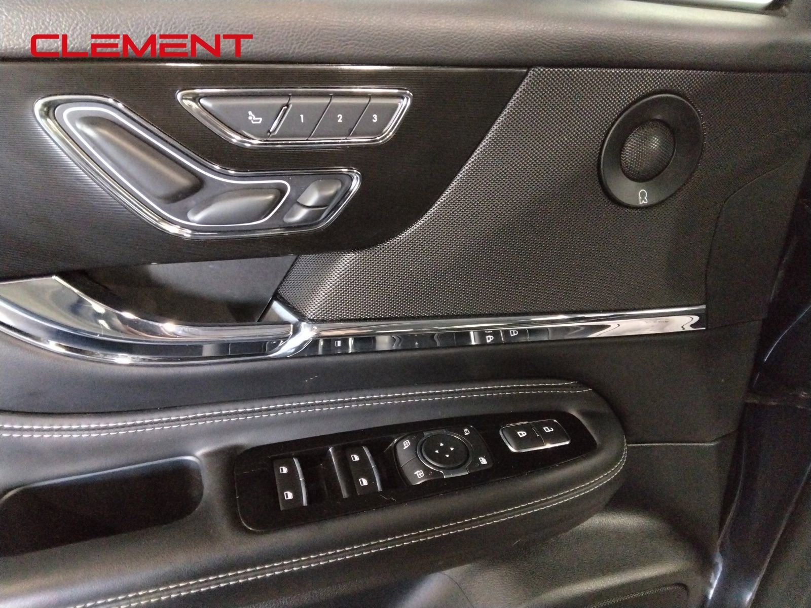 Used 2021 Lincoln Corsair Grand Touring w/ Equipment Group 301A image 32