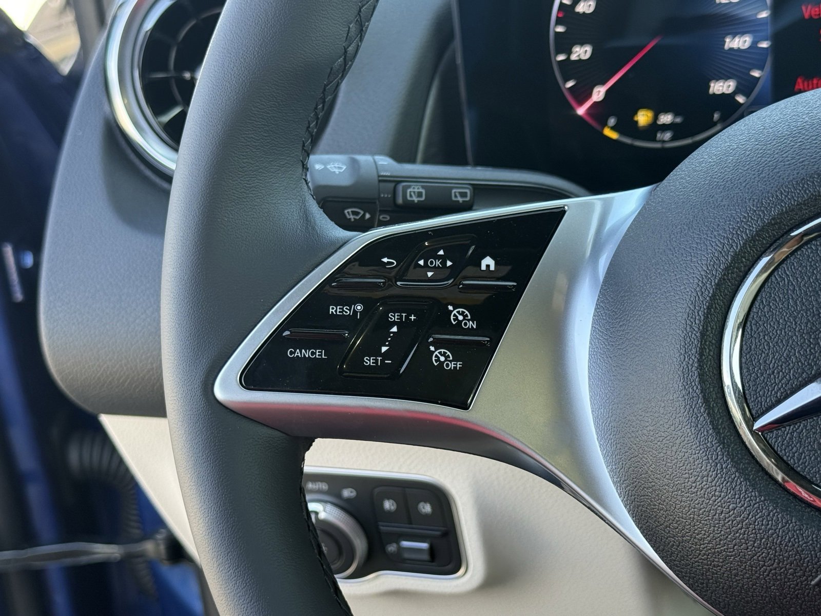 New 2026 Mercedes-Benz GLB 250 image 20