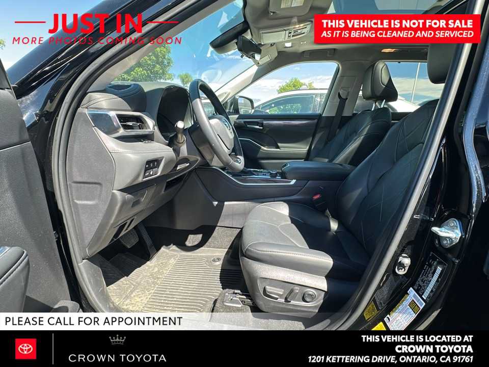 Certified 2026 Toyota Highlander Platinum AWD/4WD image 8