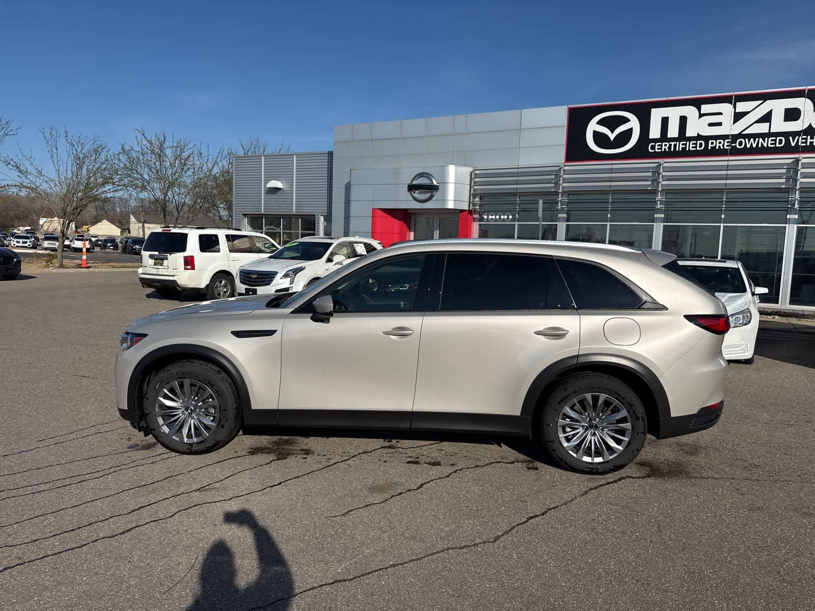 Used 2024 MAZDA CX-90 3.3 Turbo w/ Preferred Plus image 8