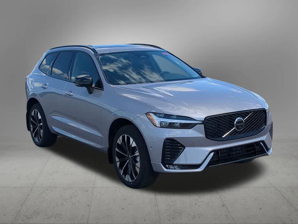 New 2026 Volvo XC60 B5 Plus w/ Protection Package Premier AWD/4WD image 8