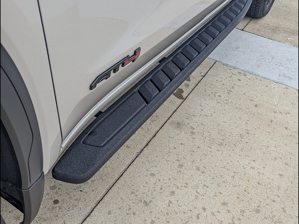 New 2026 GMC Sierra 1500 AT4 w/ AT4 Premium Package AWD/4WD image 12
