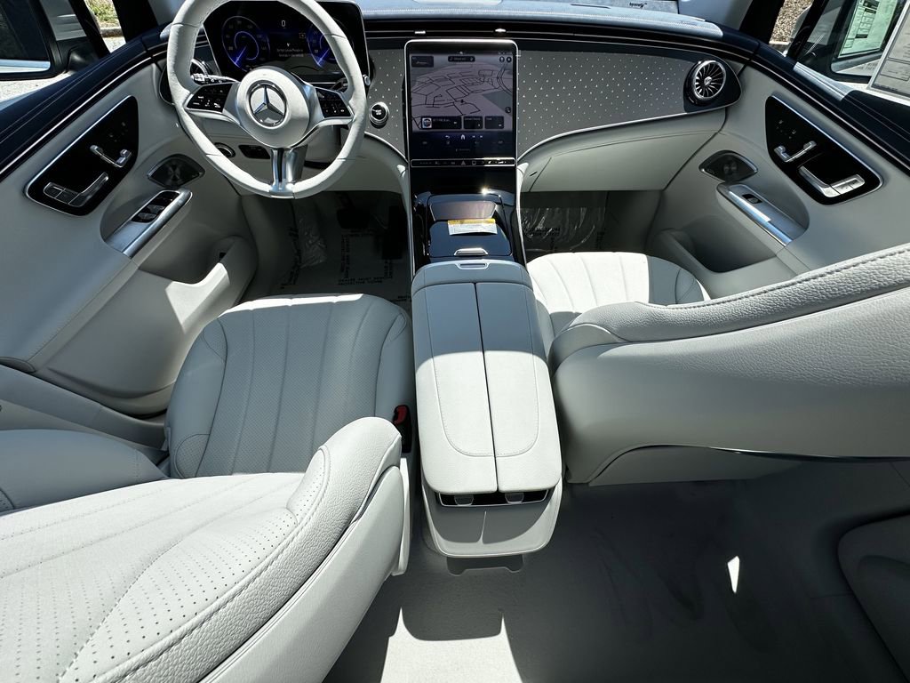 New 2026 Mercedes-Benz EQE 320 4MATIC SUV image 27